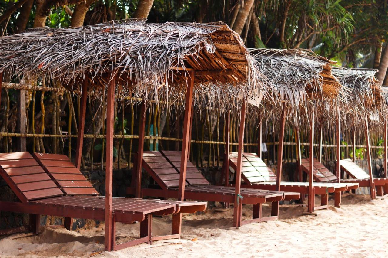 Galawatta Beach Resort Unawatuna Exterior photo