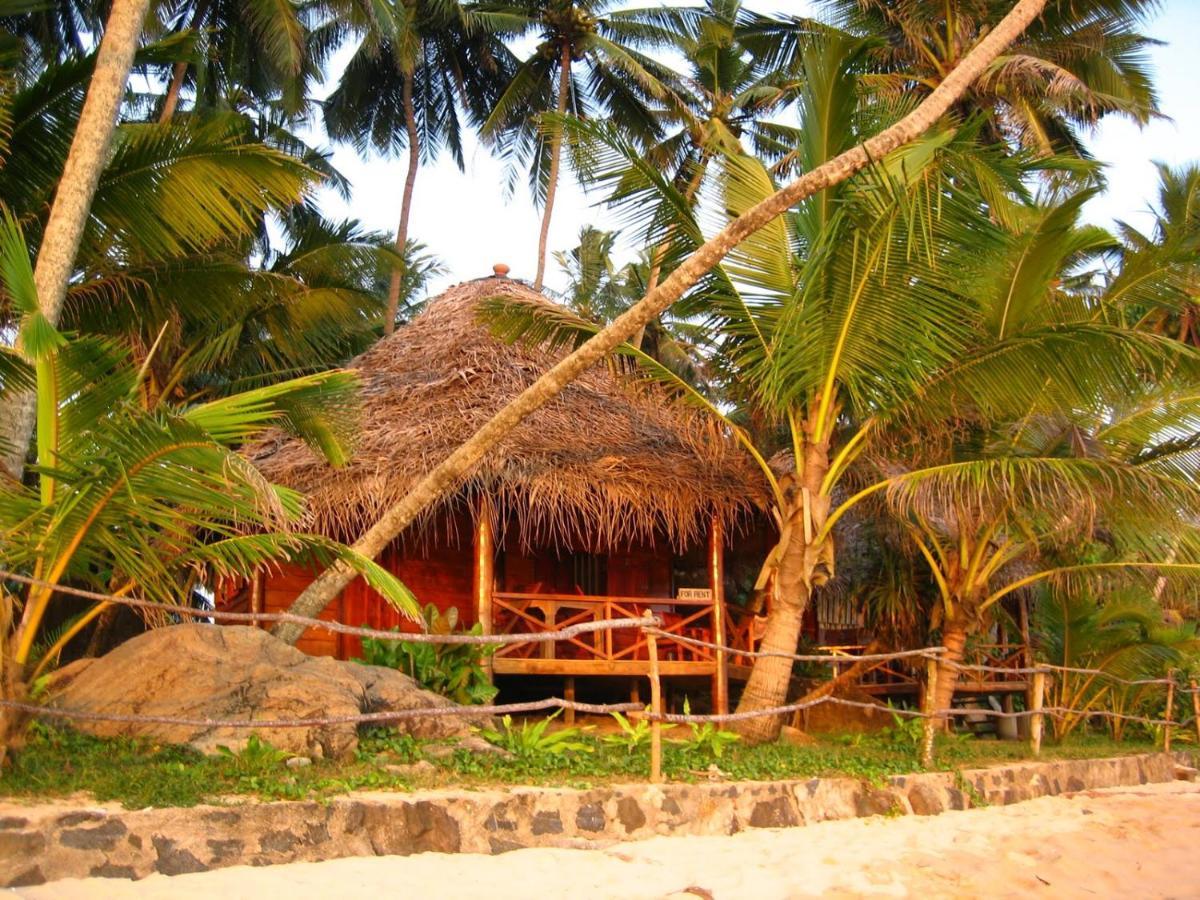 Galawatta Beach Resort Unawatuna Exterior photo